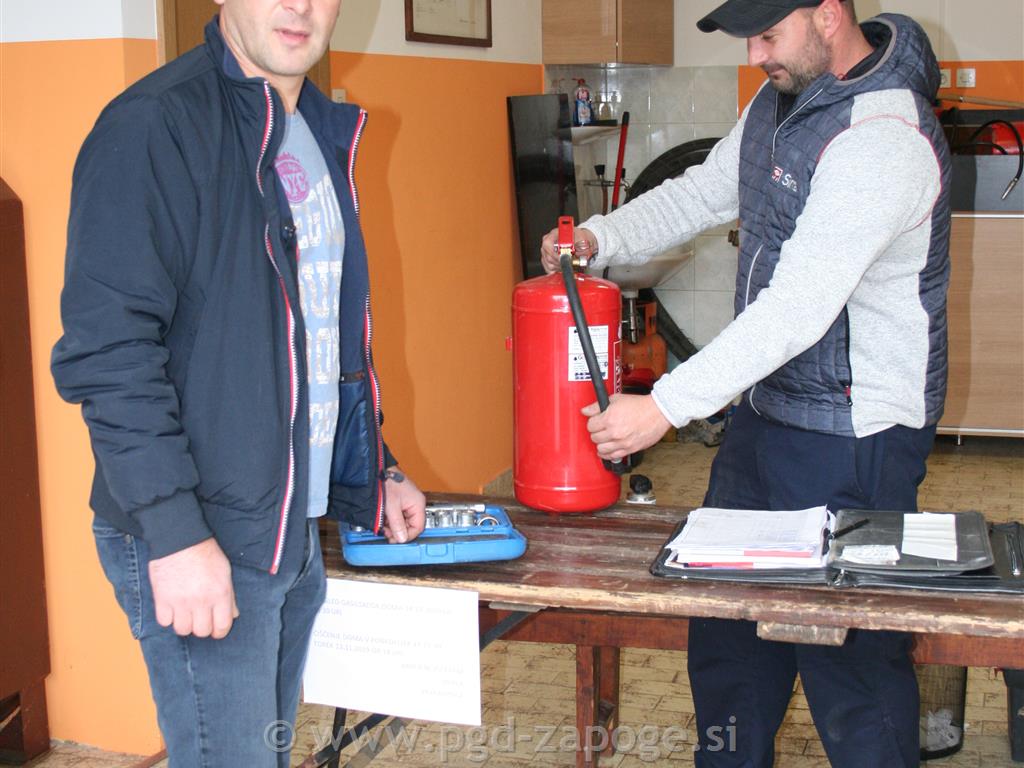 Prikaz gašenja in pregled gasilnih aparatov - PGD zapoge